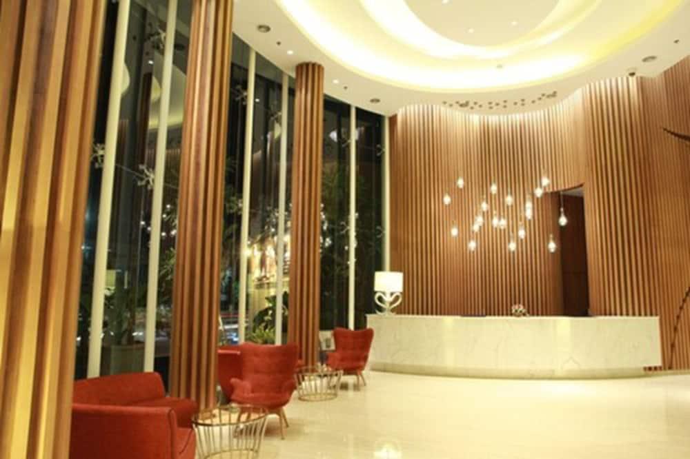 Soll Marina Hotel Serpong Exterior photo